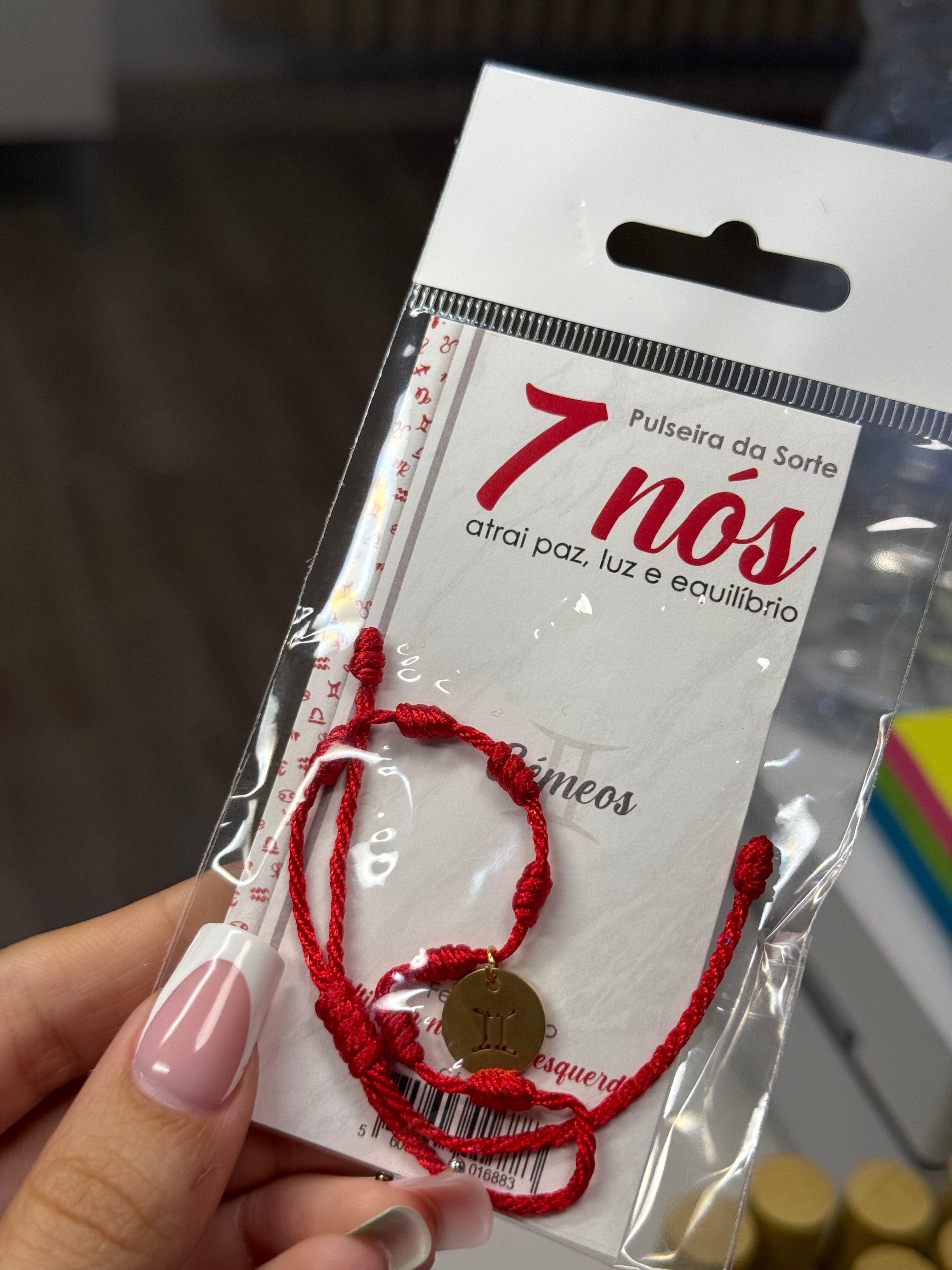 7 Knots Protection Bracelet with Zodiac Sign —
Pulseira de Proteção 7 Nós com Signo do Zodíaco