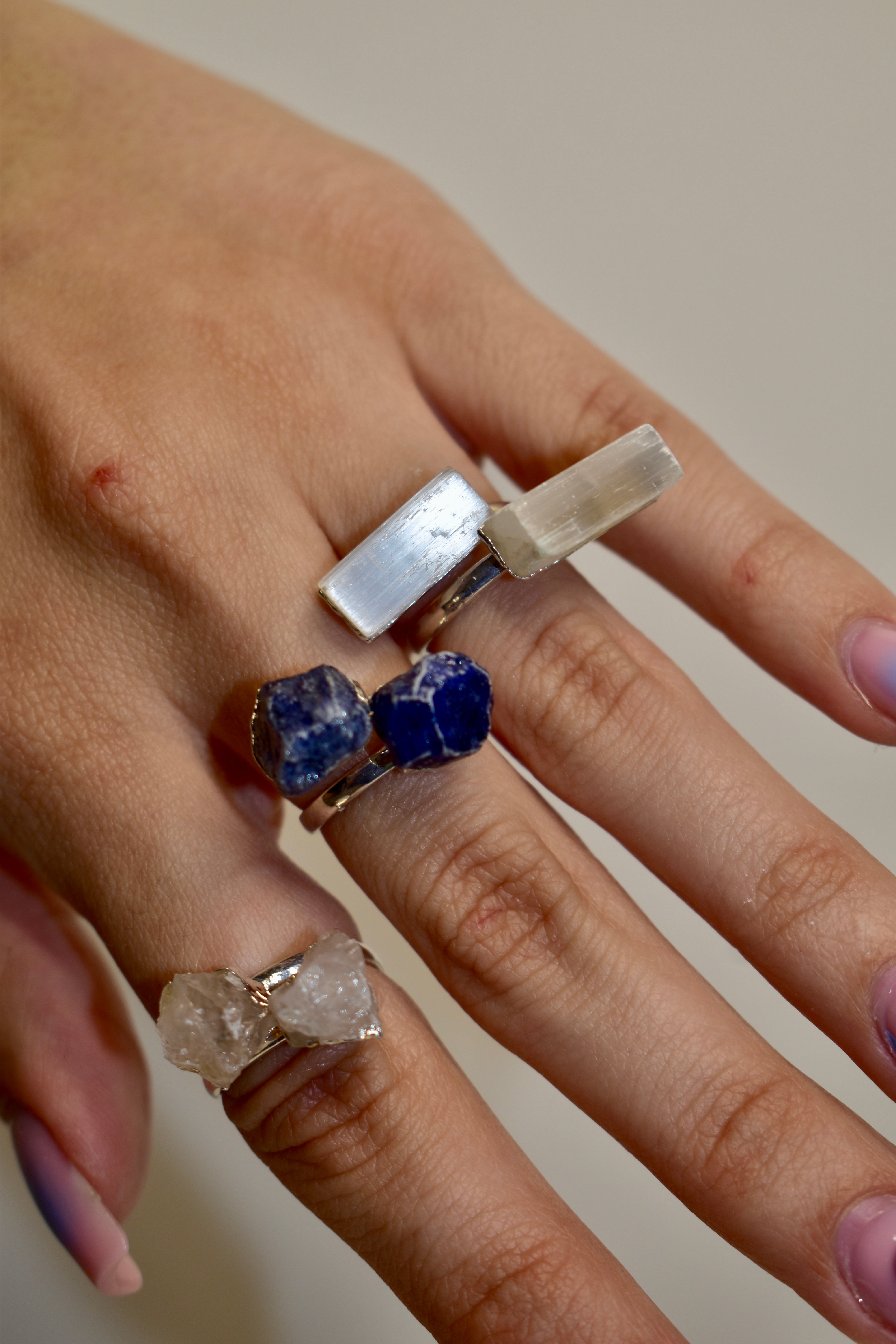 Adjustable Ring – Raw Stones / Anel ajustável - Cristais Brutos