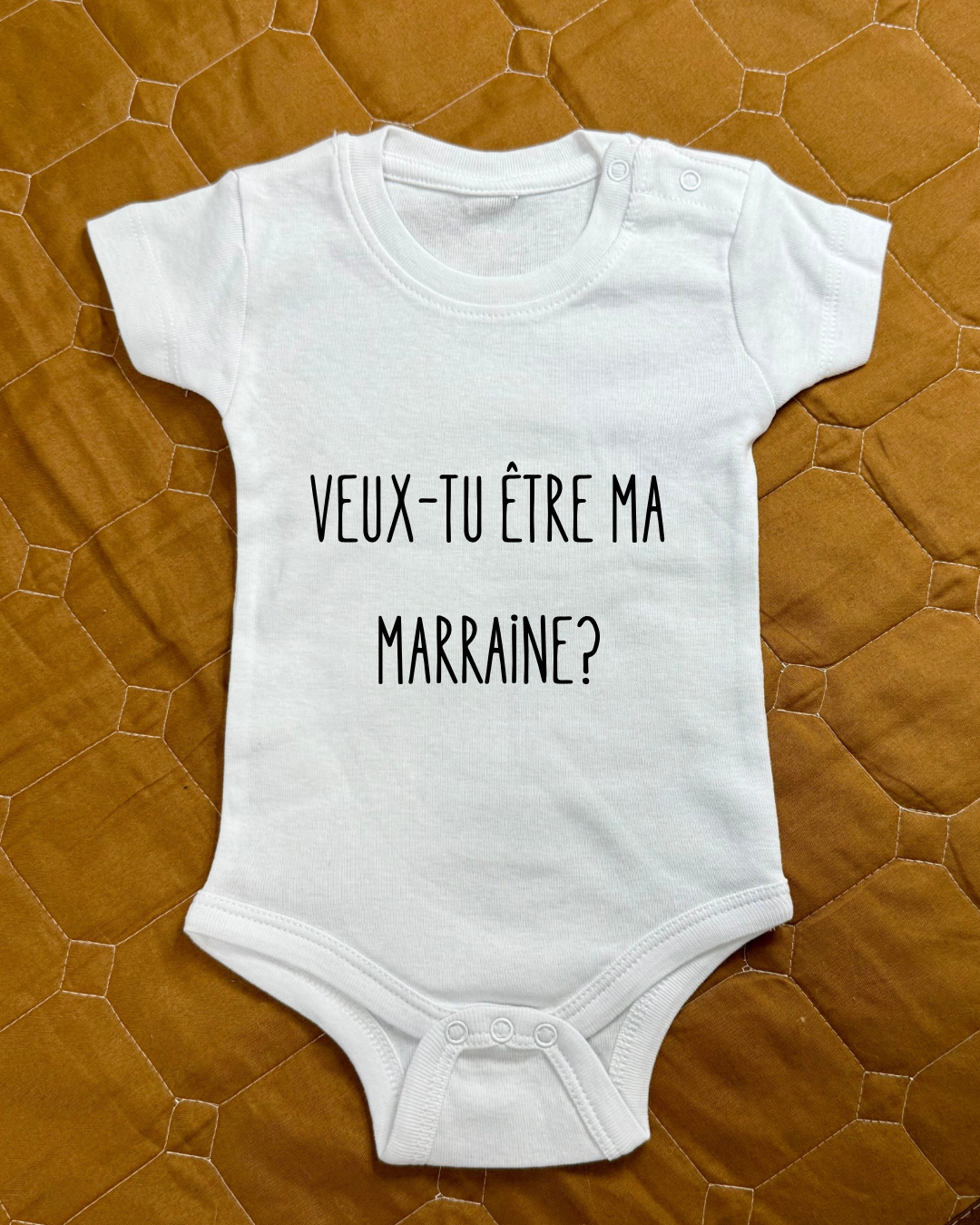 Personalized Baby Bodysuit Quote — Body de bebê personalizado Frase