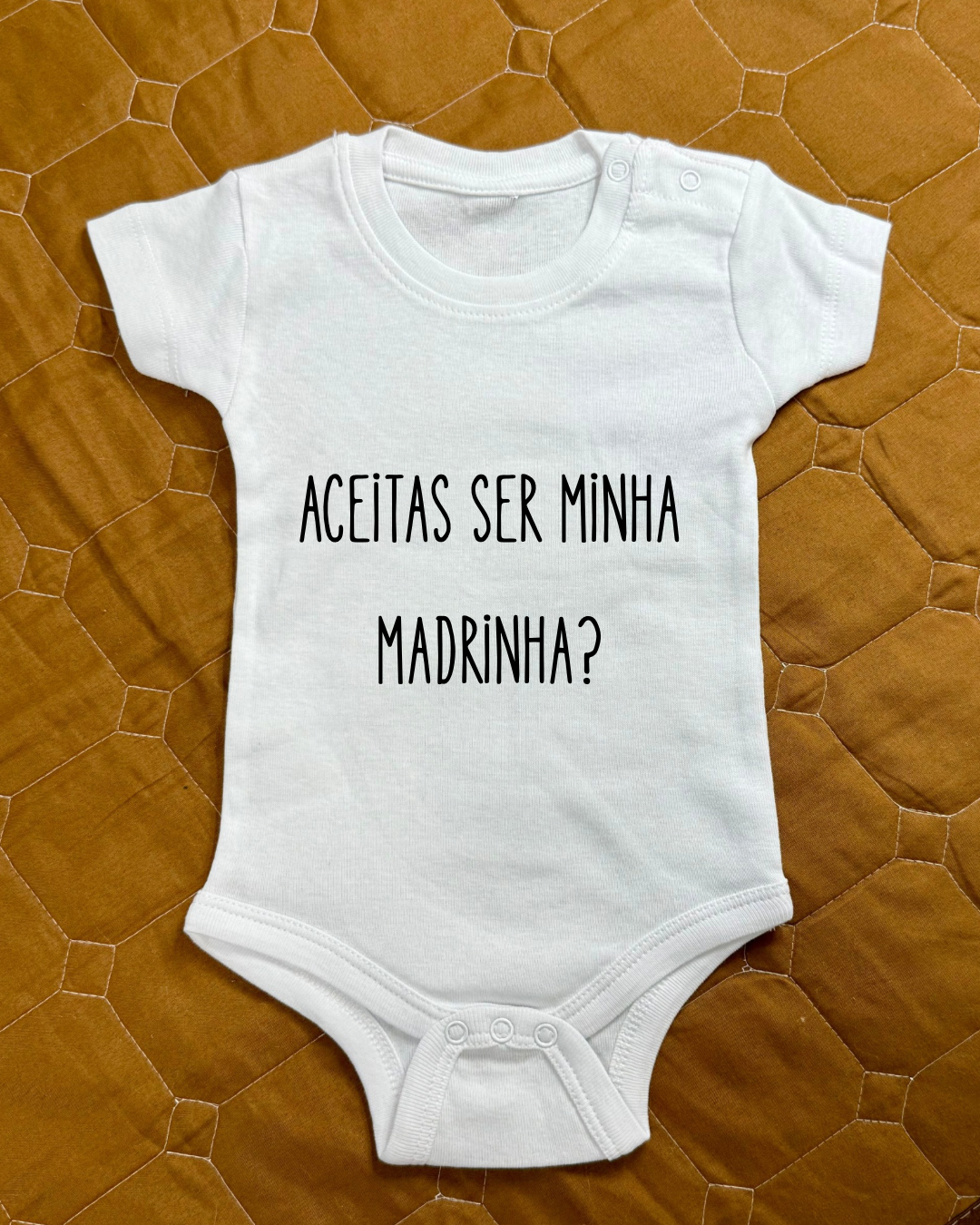 Personalized Baby Bodysuit Quote — Body de bebê personalizado Frase